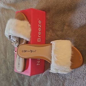 Nature Breeze furry slides 8